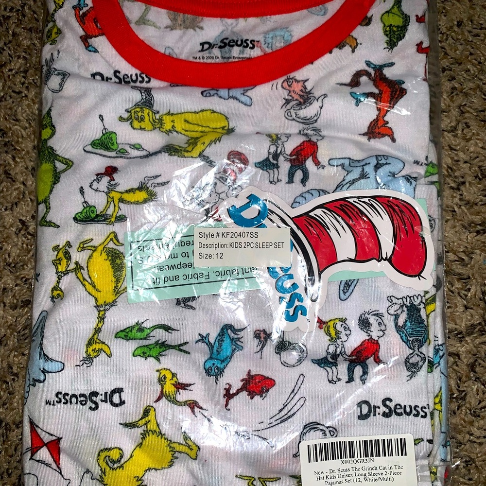 NEW IN PACKAGE Dr. Seuss pajama set